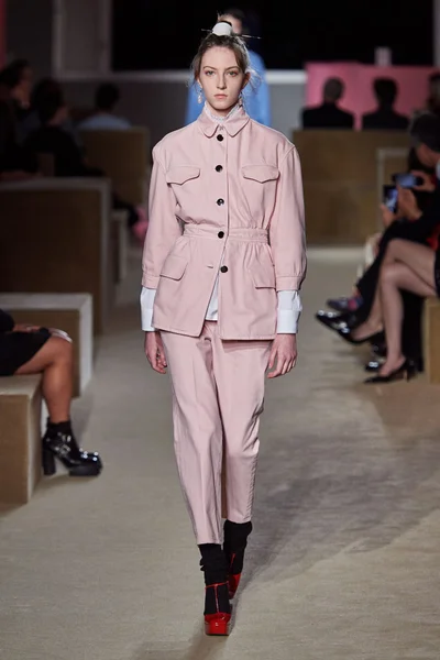 Look 39